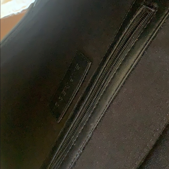 Express faux leather envelope clutch - Picture 4 of 4